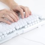 REDRAGON A101 Keycaps - 104 Replacement EN Keycaps | White - Image 7